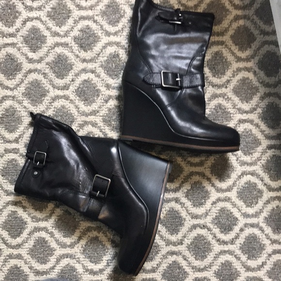 Lucky Brand Booties, black leather. Size 9 - Picture 8 of 14